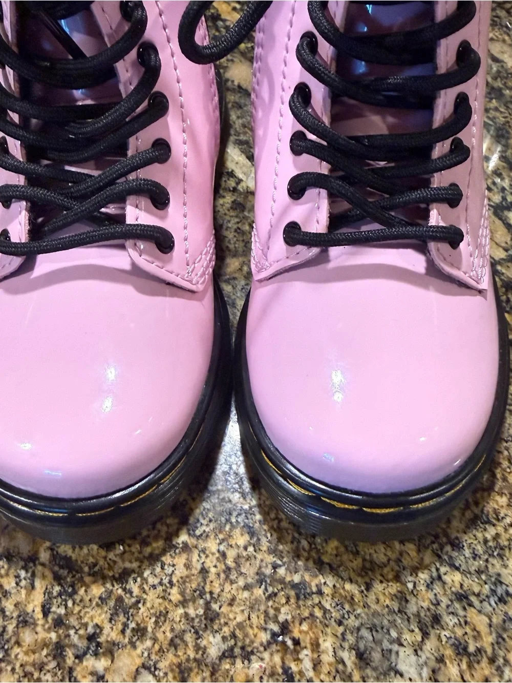 Dr. Doc Martens 1460T Toddler Kids Pink Patent Leather Combat Ankle Boots Sz 7